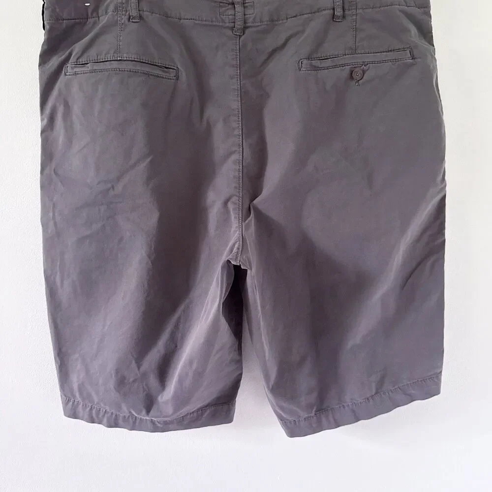 American Eagle Shorts Men 44 Gray Next Level Flex Longer Length Chino Cotton AE